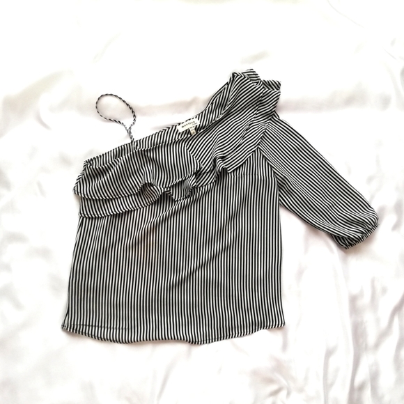 COPY - Chiffon Blouse - Picture 6 of 7